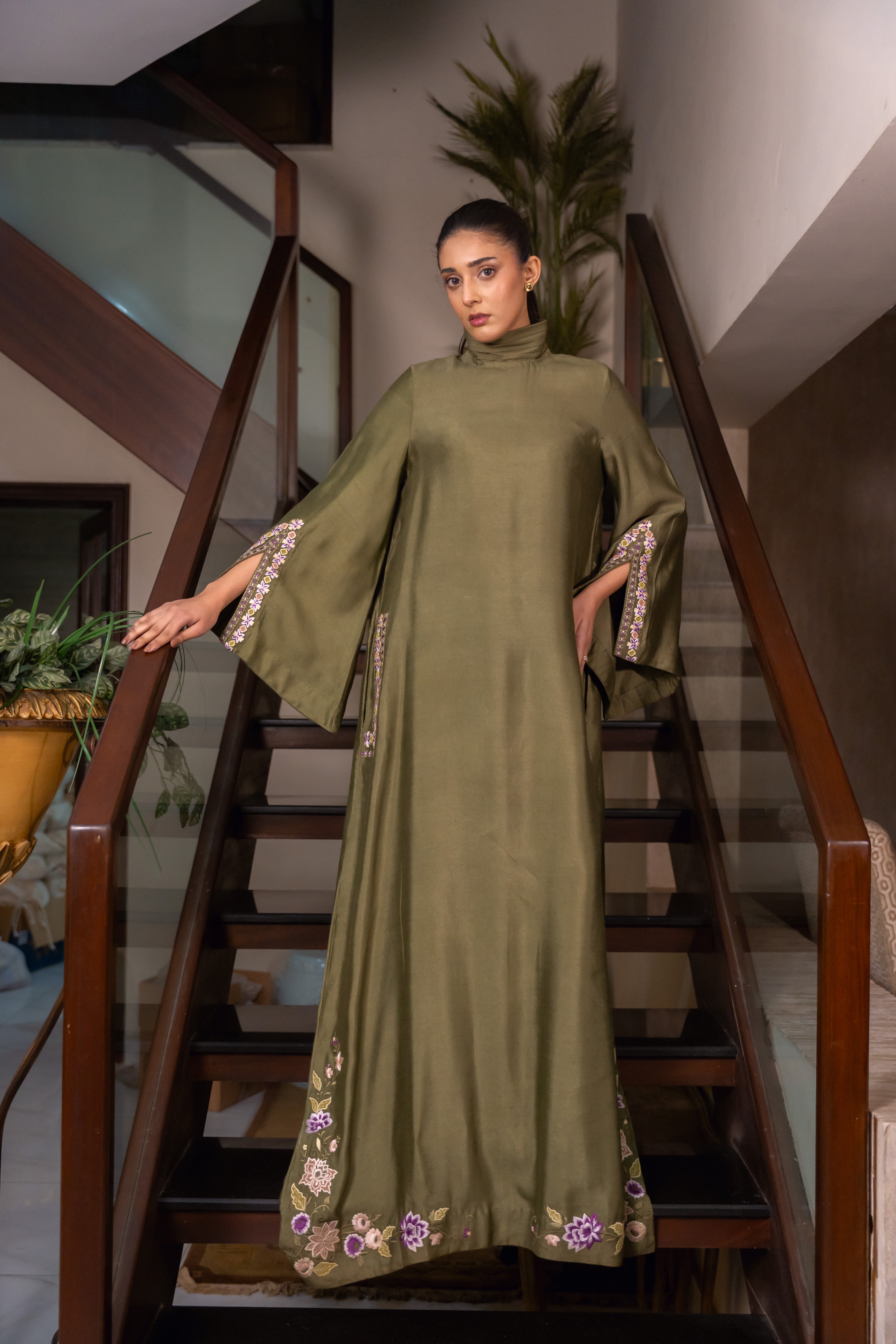 Woven Grace – Amina Khalid